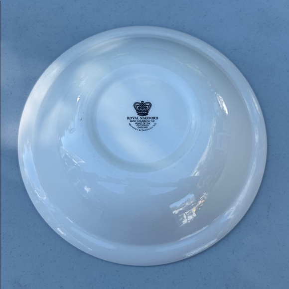 Vintage Royal Stafford Poppy Flower Serving Bowl, Burslem England - Picture 2 of 2